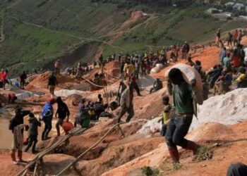 RDC: à Rubaya, les négociants et les creuseurs artisanaux contraints de payer des taxes à Kigali