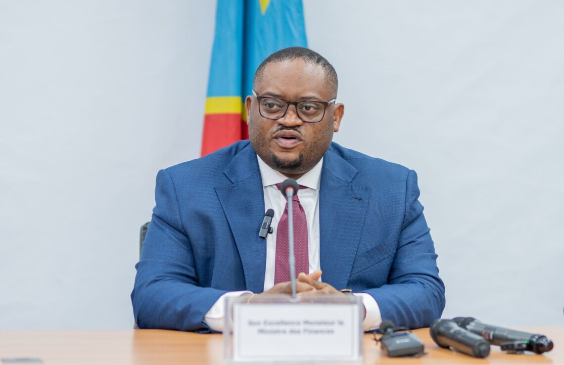 Stabilité macroéconomique et redressement des finances publiques:   Doudou Fwamba marque son empreinte