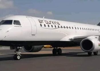 Burkina Faso: Air Burkina renaît de ses cendres, la compagnie se dote d’un nouvel avion Embraer E190