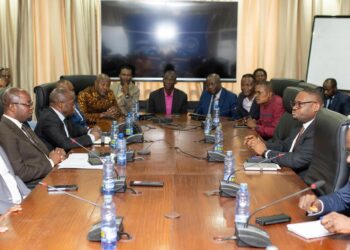 RDC : le gouvernement prêt à payer 17 mois d’arriérés de salaire et indemnités de 780 anciens députés provinciaux