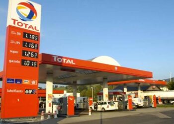 Baisse des prix des produits pétroliers: le litre d’essence passe de 3340 à 2 990 FC dans la zone Ouest 