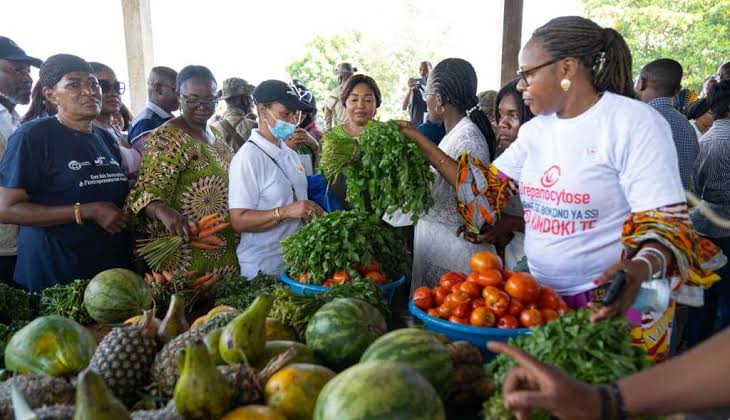 Vie chère: Mukoko Samba annonce des missions de contrôle pour réprimer les pratiques illicites en matière de fixation des prix