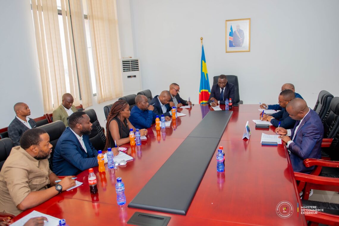 RDC : le RECOS se déploie à Kasindi et à Mahagi pour alléger les charges fiscales de commerçants