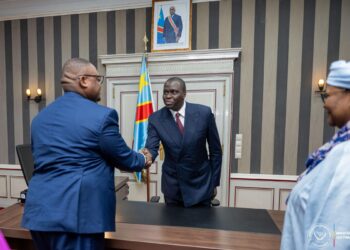RDC : André Wameso s’engage à relever le défi de la dédollarisation et à revaloriser le Franc congolais
