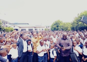 Rentrée scolaire: le gouvernement accuse le M23 d’imposer les frais illégaux en violation de la gratuité de l’enseignement primaire