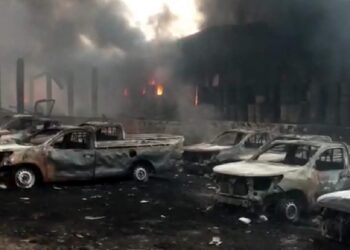 Incendie à l’entrepôt de la CENI de Kingwaba: plus de 21.000 batteries de machines à voter détruites