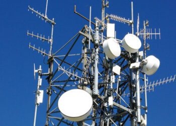 Perturbations des transactions bancaires : Félix Tshisekedi brandit les sanctions contre les opérateurs Telecoms « médiocres »