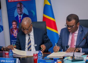 RDC : Jean‑Pierre Lihau prône le triptyque « un agent, un poste, un salaire » à la Direction générale de contrôle des marchés publics