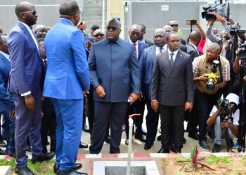 Kinshasa : le gouvernement envisage une hausse des factures de la REGIDESO dans un bref délai