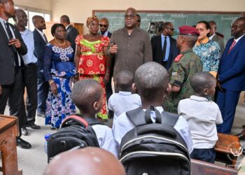 RDC: les enseignants dénoncent la promesse « fallacieuse » d’un salaire de 500 USD et les mauvaises conditions de travail