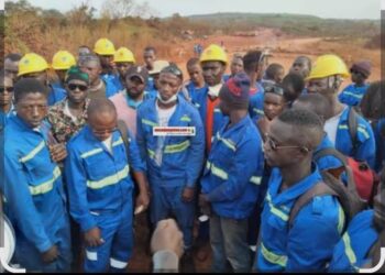 Violations du code de travail: le gouvernement enjoint aux entreprises basées au Katanga de donner les contrats de travail aux employés