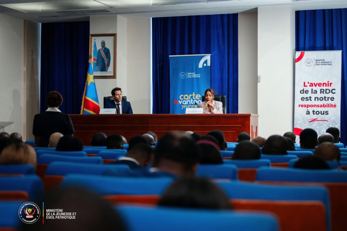 Emplois des jeunes: le gouvernement calque le modèle Ivoirien et entrevoit de lancer le projet « Carte Avantage Jeune RDC »