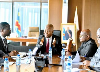RDC:  Adolphe Muzito s’apprête à défendre le  collectif budgétaire chiffré à 16 milliards USD