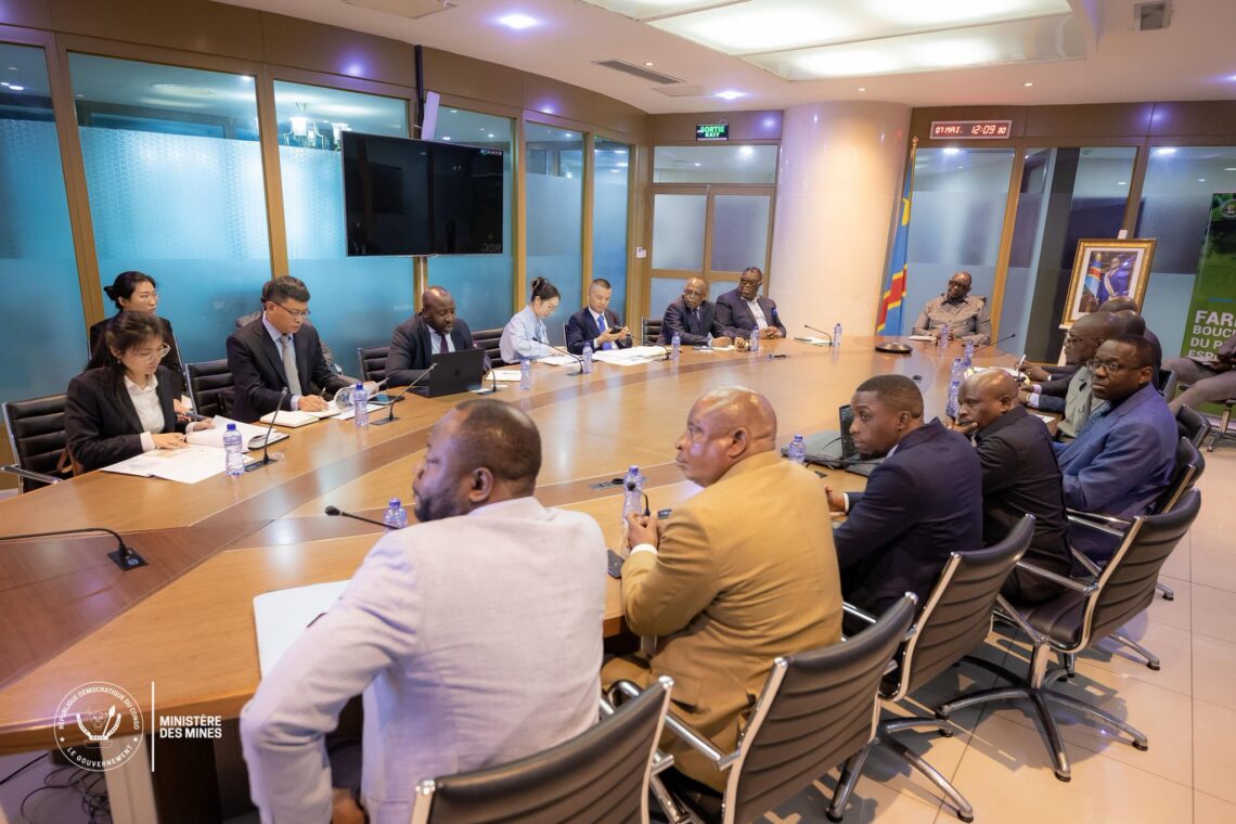 Grand Kasaï: une société chinoise s’apprête à lancer l’exploitation du cuivre à Miabi et à Kabeya Kamwanga pour créer des emplois