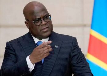 RDC : Tshisekedi suspend l’augmentation des primes des agents de l’État en attendant la nouvelle politique salariale