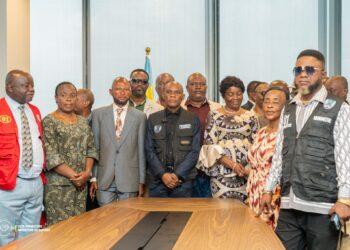 Insalubrité à Kinshasa : les bourgmestres réclament la révision de la taxe sur l’enlèvement des ordures ménagères