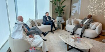 RDC-Emirats Arabes Unis : Bemba et Richard Jewsbury conviennent d’une nouvelle date pour le lancement des vols d’Emirates vers la RDC