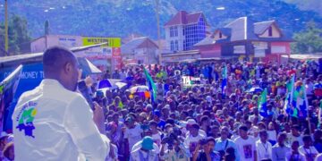 RDC: de Kisangani à Uvira, passant par Mbuji-Mayi, le Nouvel Élan de Muzito mobilise pour le changement de la constitution