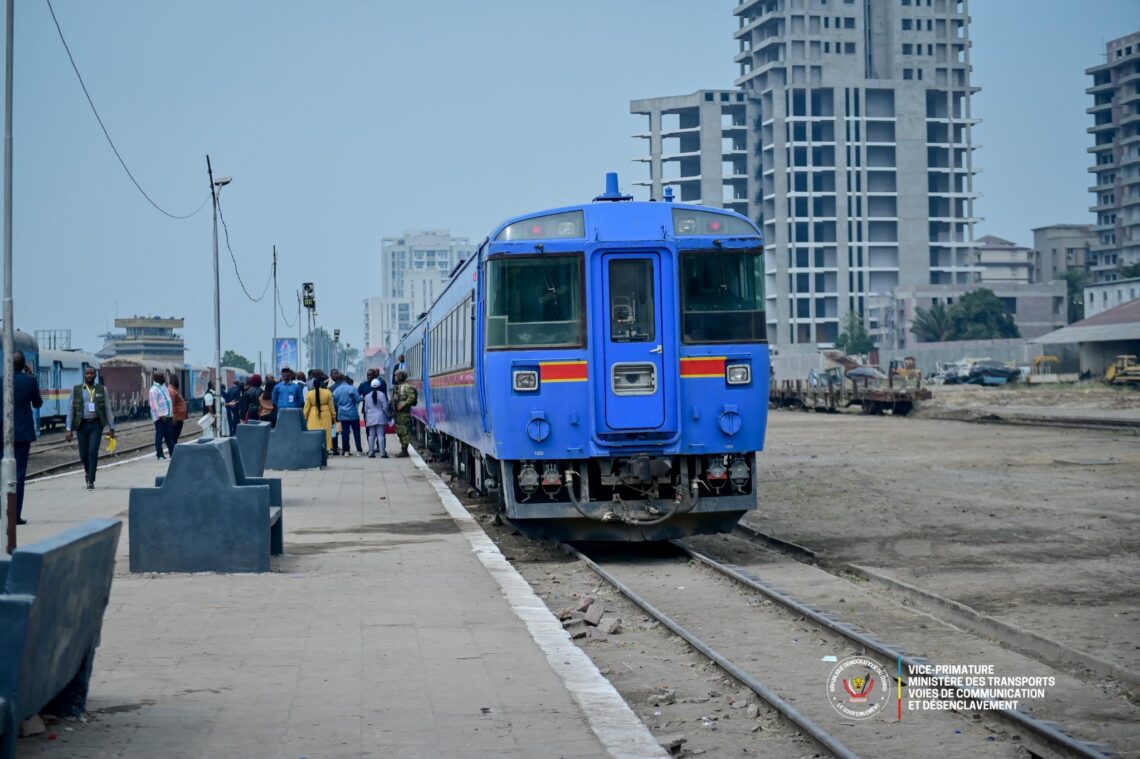 Relance du train urbain à Kinshasa : le trajet Gare Centrale–Aéroport de N’djili réduit de 20 à 30 minutes