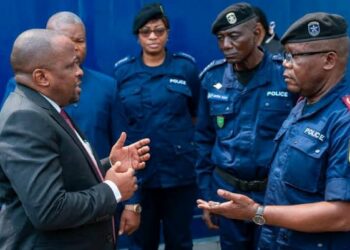 RDC: l’Etat rémunère des policiers « fantômes » à hauteur de 233 millions de dollars par an (Audit )