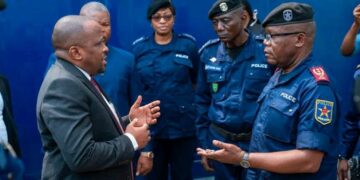 RDC: l’Etat rémunère des policiers « fantômes » à hauteur de 233 millions de dollars par an (Audit )