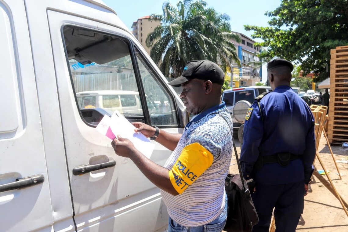 Contrôle technique à Kinshasa : un nouveau bouclage général annoncé dès le 10 août