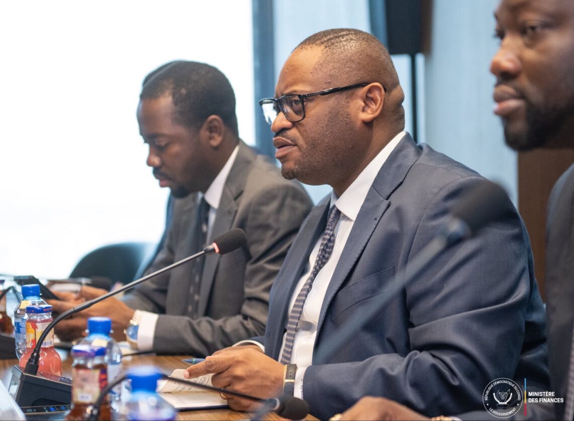 RDC: le gouvernement crée le Fonds de garantie des dépôts (FOGADEC)  pour sécuriser l’épargne de la population auprès des banques