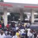 Kinshasa: Bandubola dément la pénurie de carburants et justifie les files d’attente par des embouteillages qui ralentissent l’approvisionnement des stations