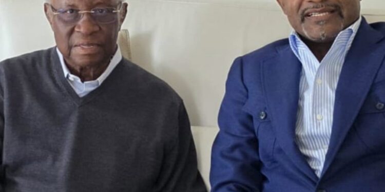 Arrestation de Thambwe Mwamba: le Sénateur Salomon SK Della dénonce une « provocation abjecte et inacceptable »