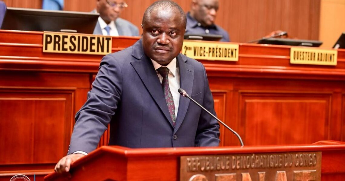 57 millions alloués à l’entrepreneuriat agricole des jeunes détournés : le ministre Muhindo Nzangi visé par une motion de défiance